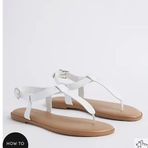 NWT Torrid Size 10 T-Strap Sandals